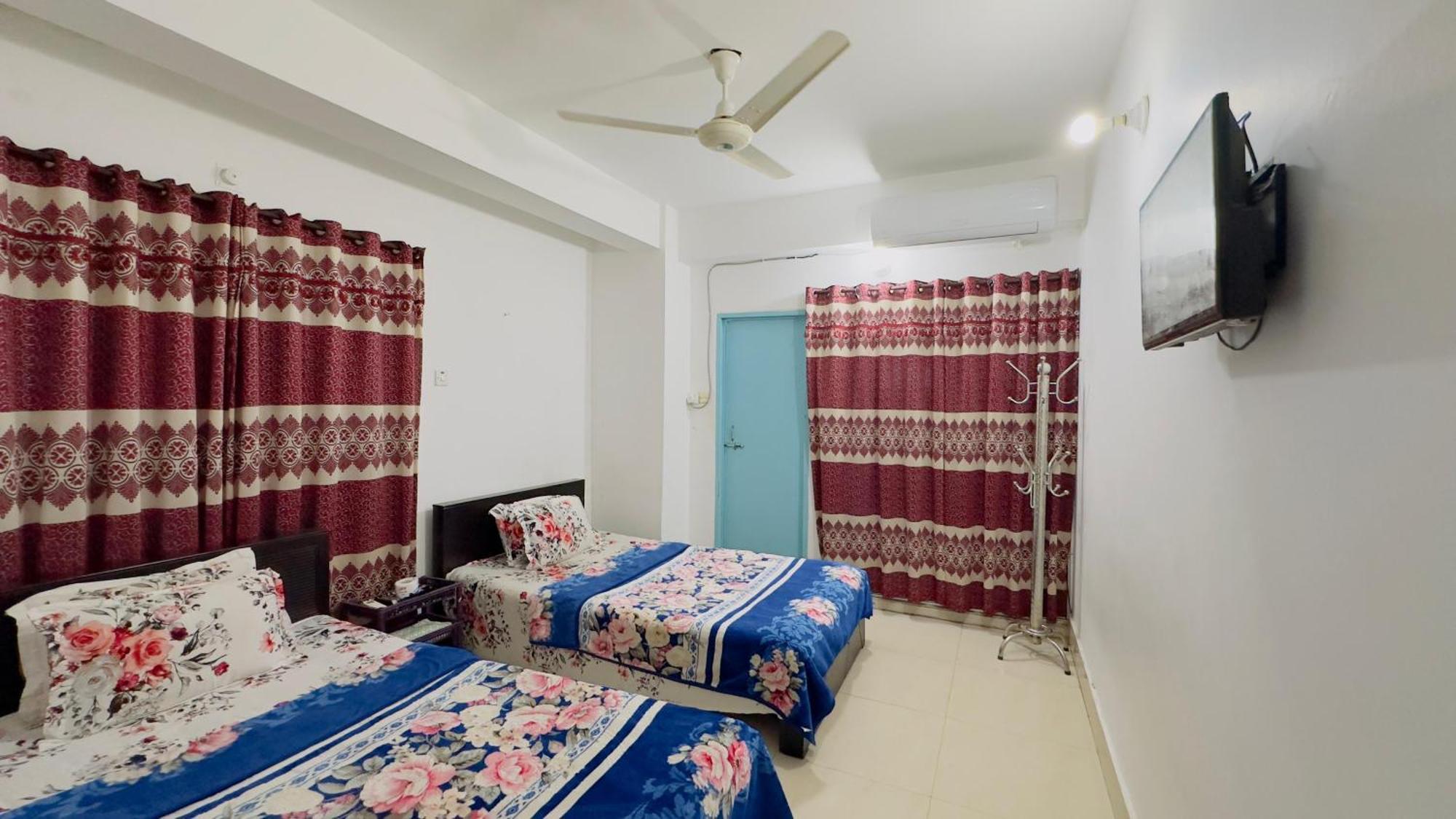 דאהקה Mohammadia Restaurant & Guest House Near United Hospital מראה חיצוני תמונה