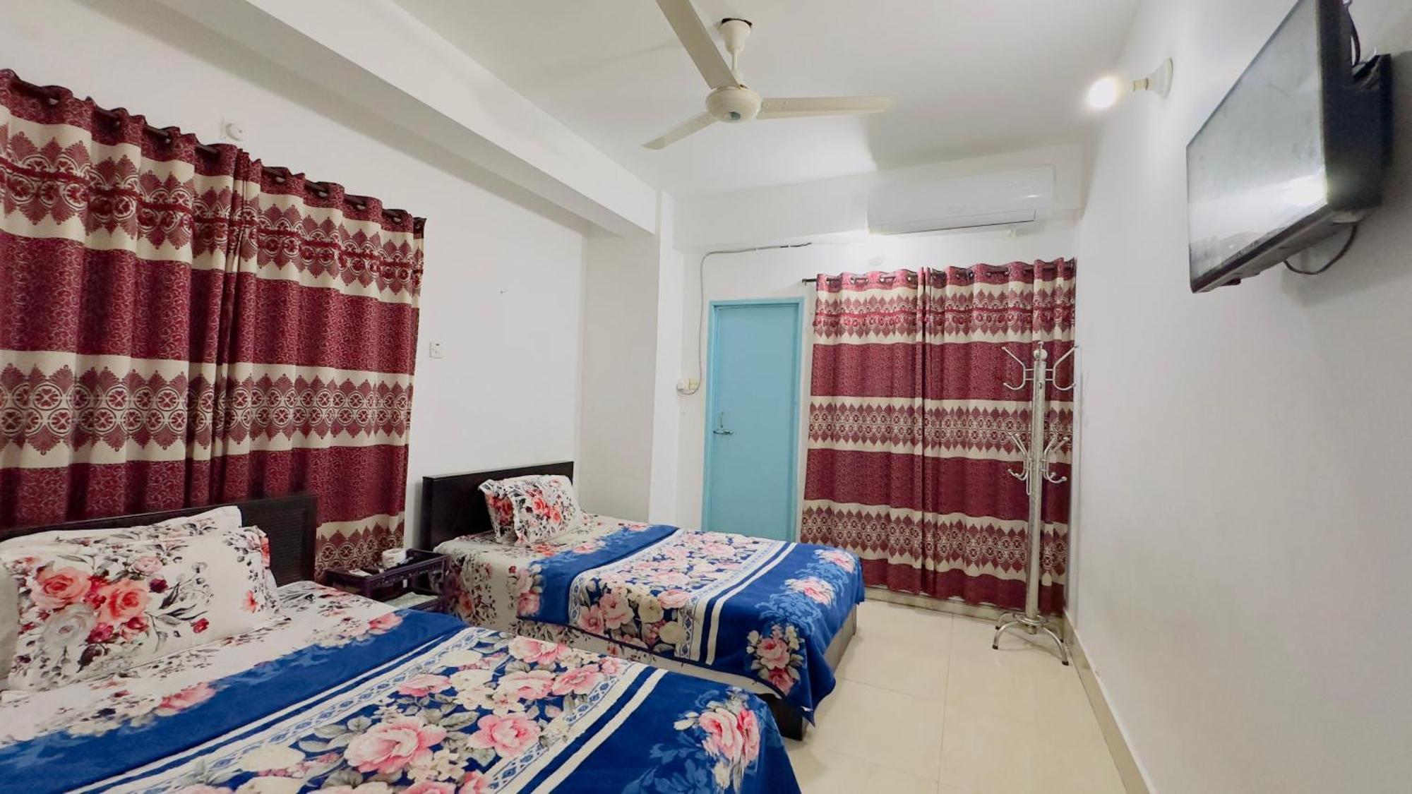 דאהקה Mohammadia Restaurant & Guest House Near United Hospital מראה חיצוני תמונה
