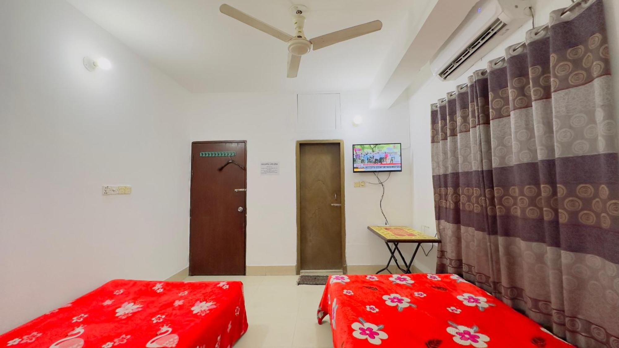 דאהקה Mohammadia Restaurant & Guest House Near United Hospital מראה חיצוני תמונה