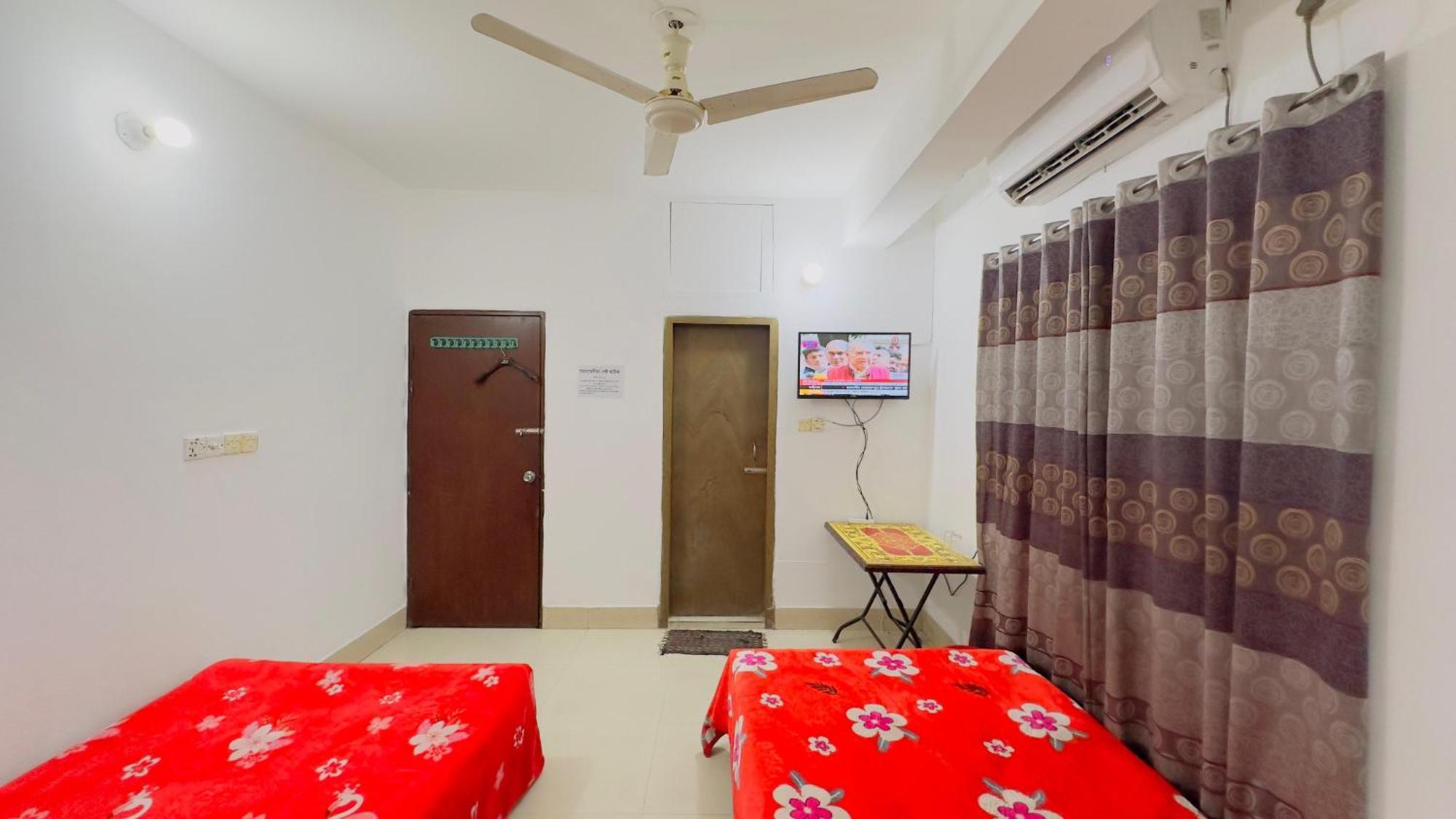 דאהקה Mohammadia Restaurant & Guest House Near United Hospital מראה חיצוני תמונה
