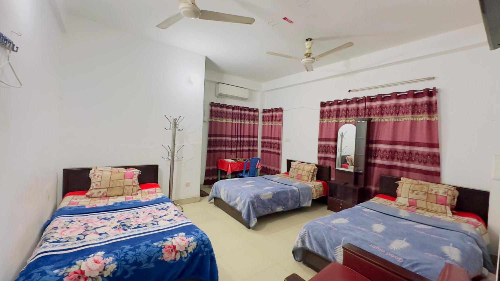 דאהקה Mohammadia Restaurant & Guest House Near United Hospital מראה חיצוני תמונה